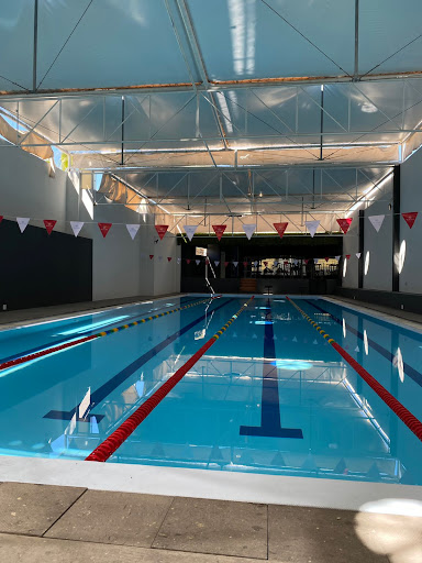 Blue Lane Swimming & Fitness