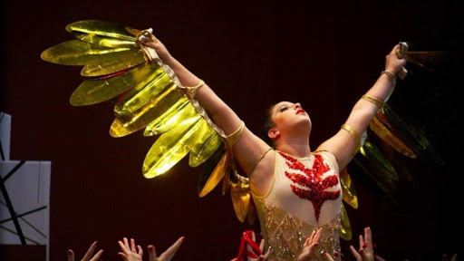 Emi Bahena Show Dance