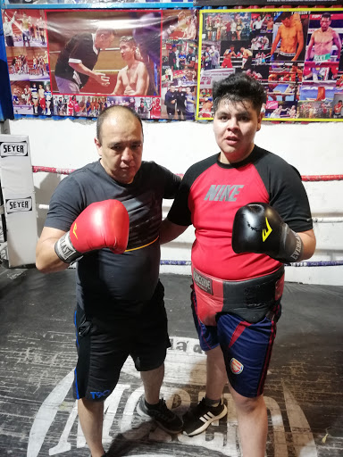 Escuela de box Moreno