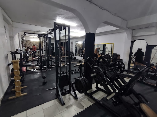 IRON GYM ZIHUATANEJO