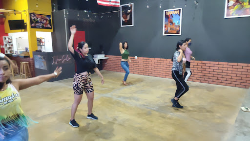 Ritmo Son Salón y Academia de Baile